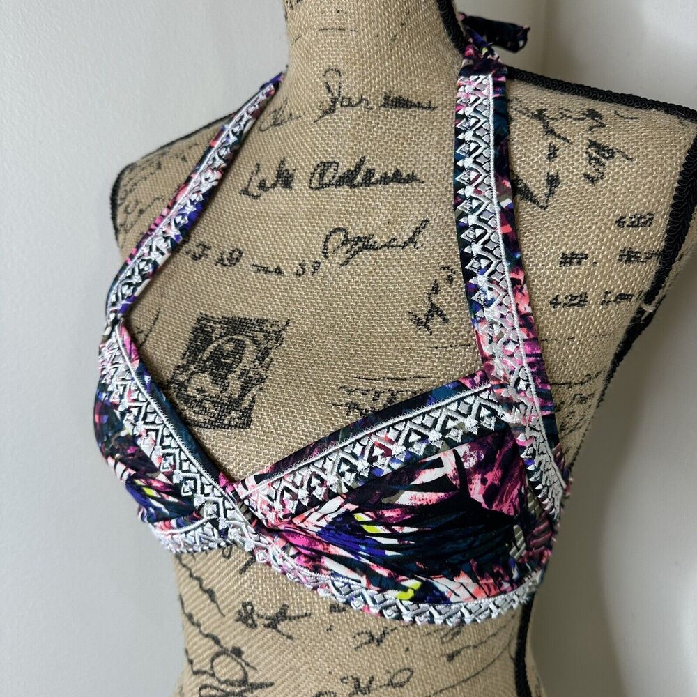 Pink Floral Bikini Top Sz S AA-C Victorias Secret Halter Embroidered Watercolor - Picture 2 of 14
